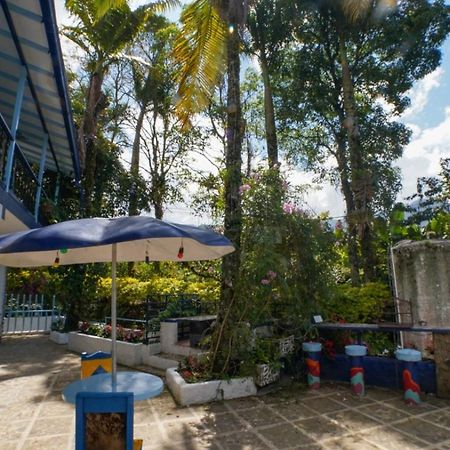 Hotel Vista Farallones Jardín Kültér fotó