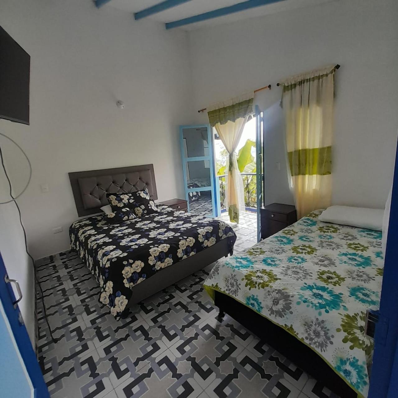Hotel Vista Farallones Jardín Kültér fotó