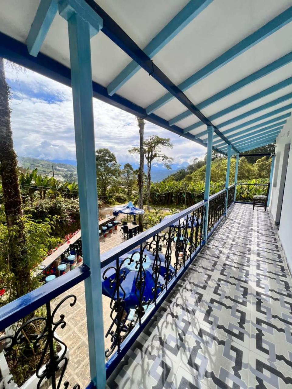 Hotel Vista Farallones Jardín Kültér fotó